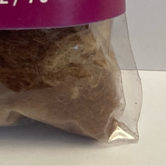 12 Dimensions FeltWorks 100% Wool Brown Curly Roving 0.25oz Needle Felti… - Picture 7 of 15